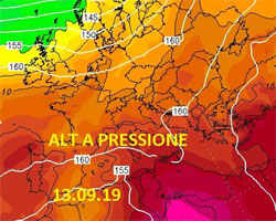 Cartina cromatica che mostra l'espansione dell'anticiclone Nord-Africano sul bacino del Mediterraeno