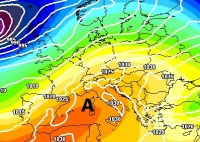 Cartina cromatica che mostra l'espansione verso Nord dell'anticiclone N-Africano